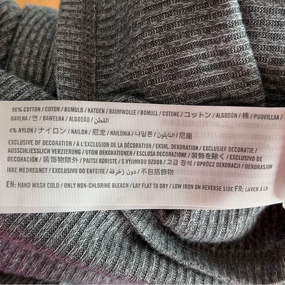 •Hollister• Lace Insert Ribbed Knit Top - Size Small - Picture 6 of 7